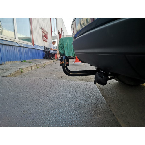 Фаркоп ARAGON на JEEP Grand Cherokee 2010–  Арт. E2903FA (с баком AdBlue)
