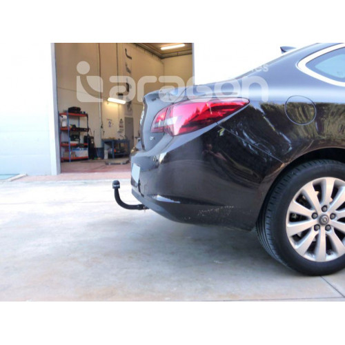 Фаркоп ARAGON на OPEL Astra J 2010–2015  Арт. E4510DA (седан и универсал)